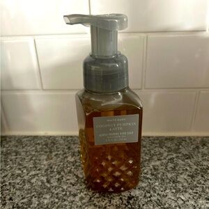 New Coconut pumpkin latte foaming hand soap